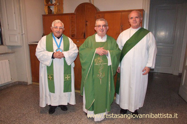 L'assistente spirituale Don Giuseppe Catalfo, il confrate Padre Giuseppe Marletta ed il diacono Don Gino Licitra.