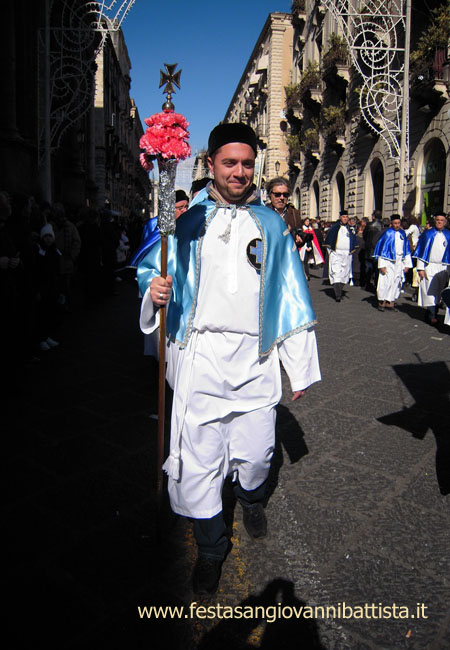03/02/2010. Un sergente nero della confraternita San Giovanni Battista.