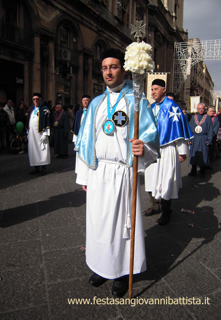 03/02/2012. Un sergente nero della confraternita San Giovanni Battista.