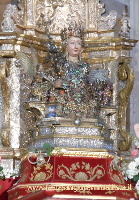 03/02/2014. Il busto reliquiario di Sant'Agata in cattedrale.