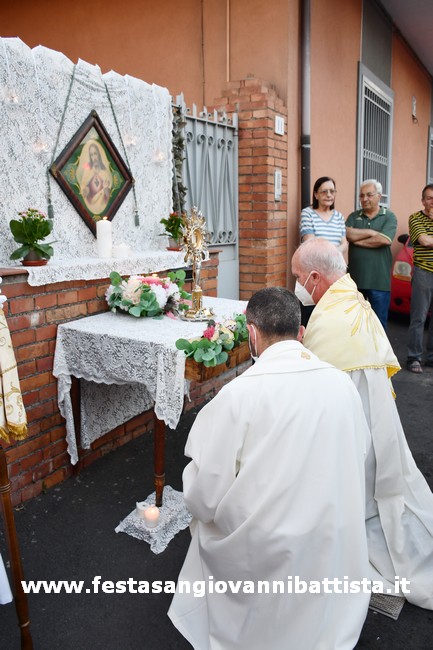 19/06/2022. Processione del Corpus Domini per le vie del quartiere.
