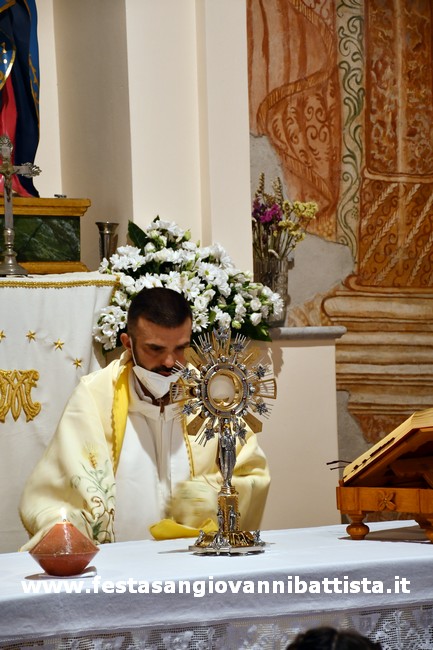 19/06/2022. Processione del Corpus Domini per le vie del quartiere.