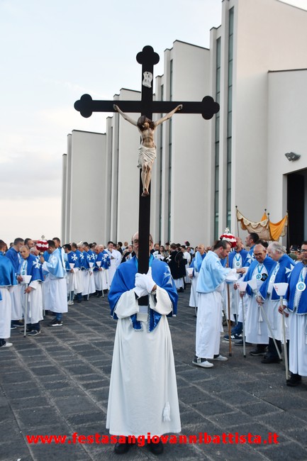 11/06/2023. Processione del Corpus Domini per le vie del quartiere. La Liturgia della parola.