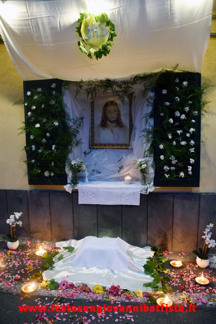 11/06/2023. Processione del Corpus Domini per le vie del quartiere.