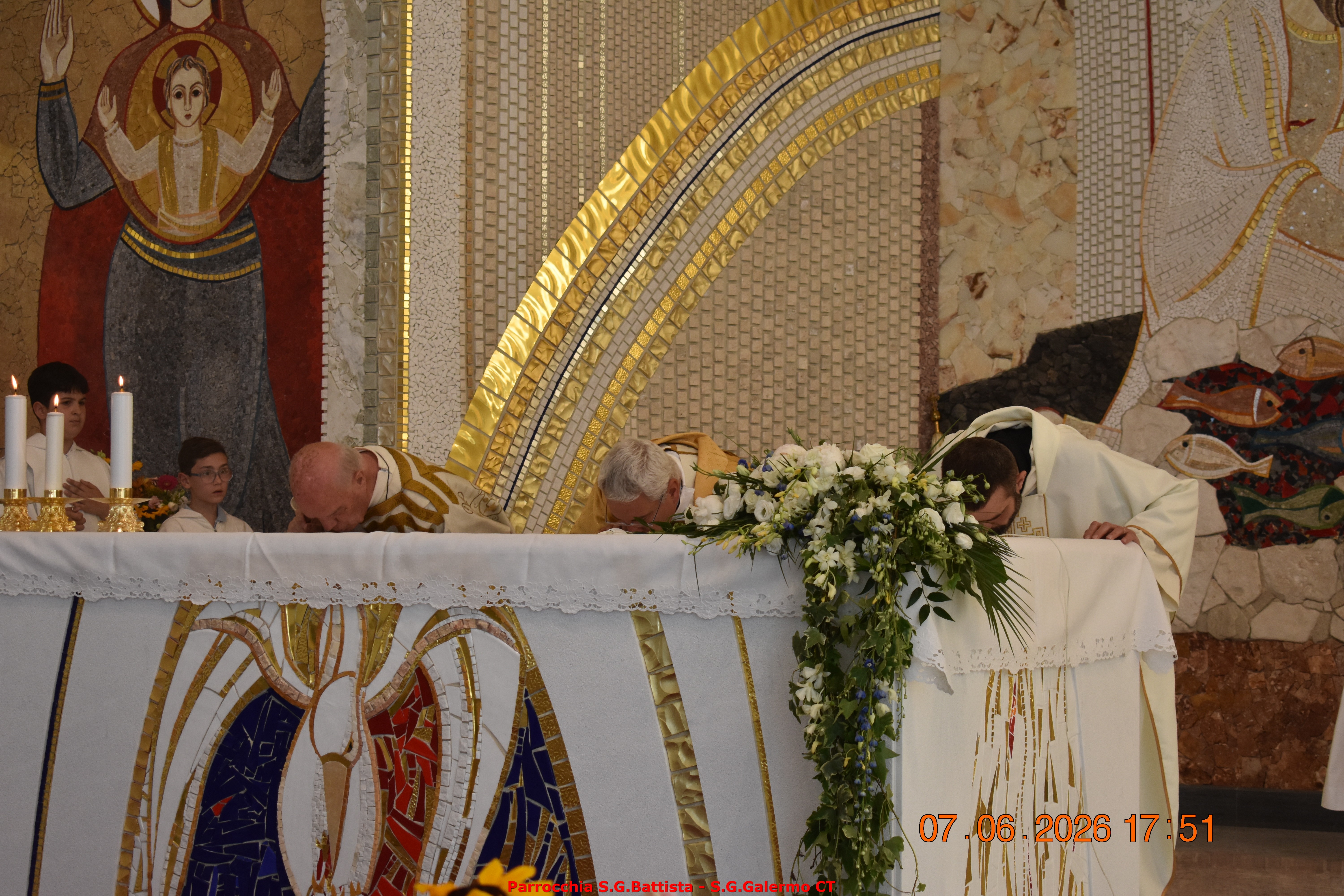 07/06/2026. Processione del Corpus Domini per le vie del quartiere. La Liturgia della parola.