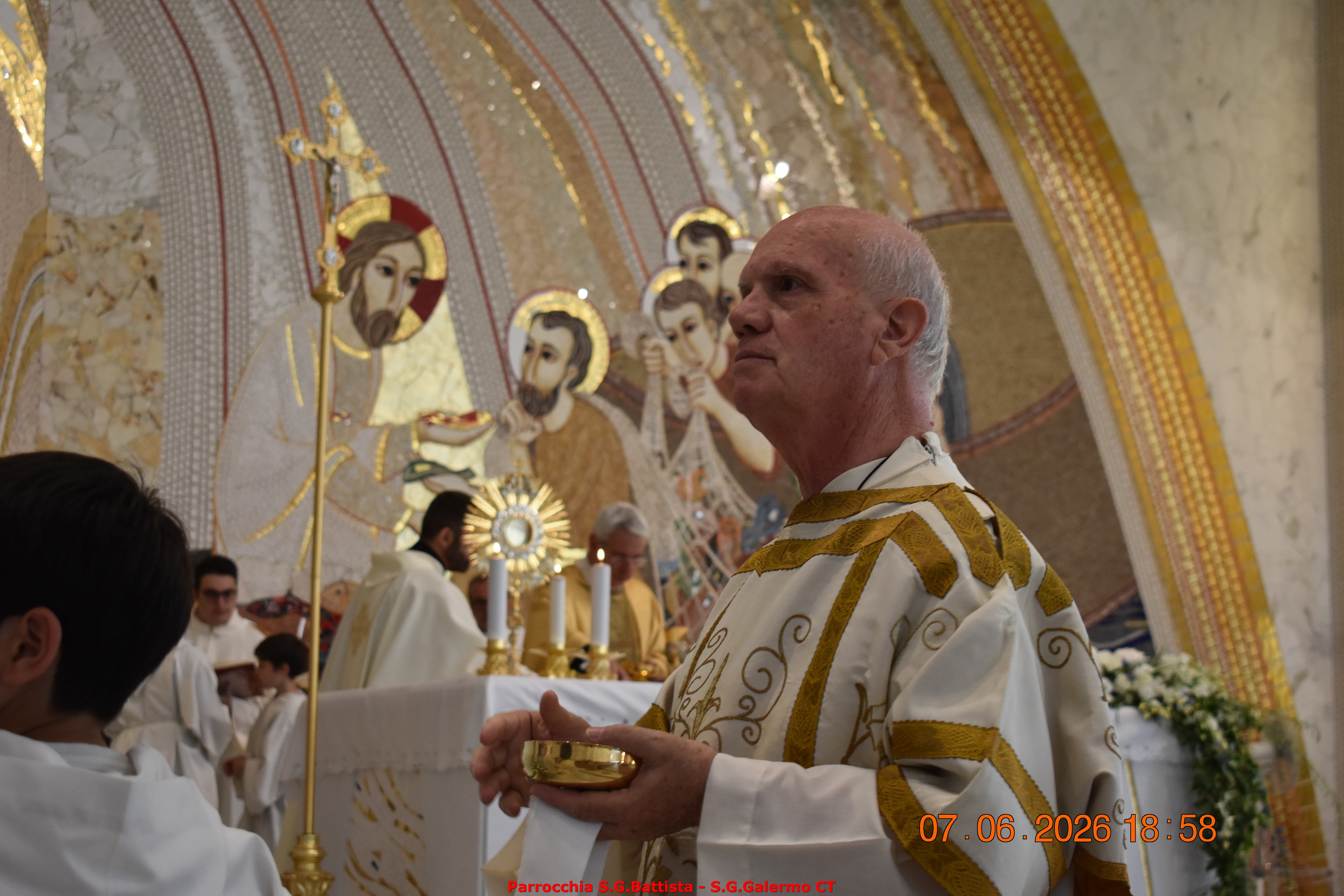 07/06/2026. Processione del Corpus Domini per le vie del quartiere.