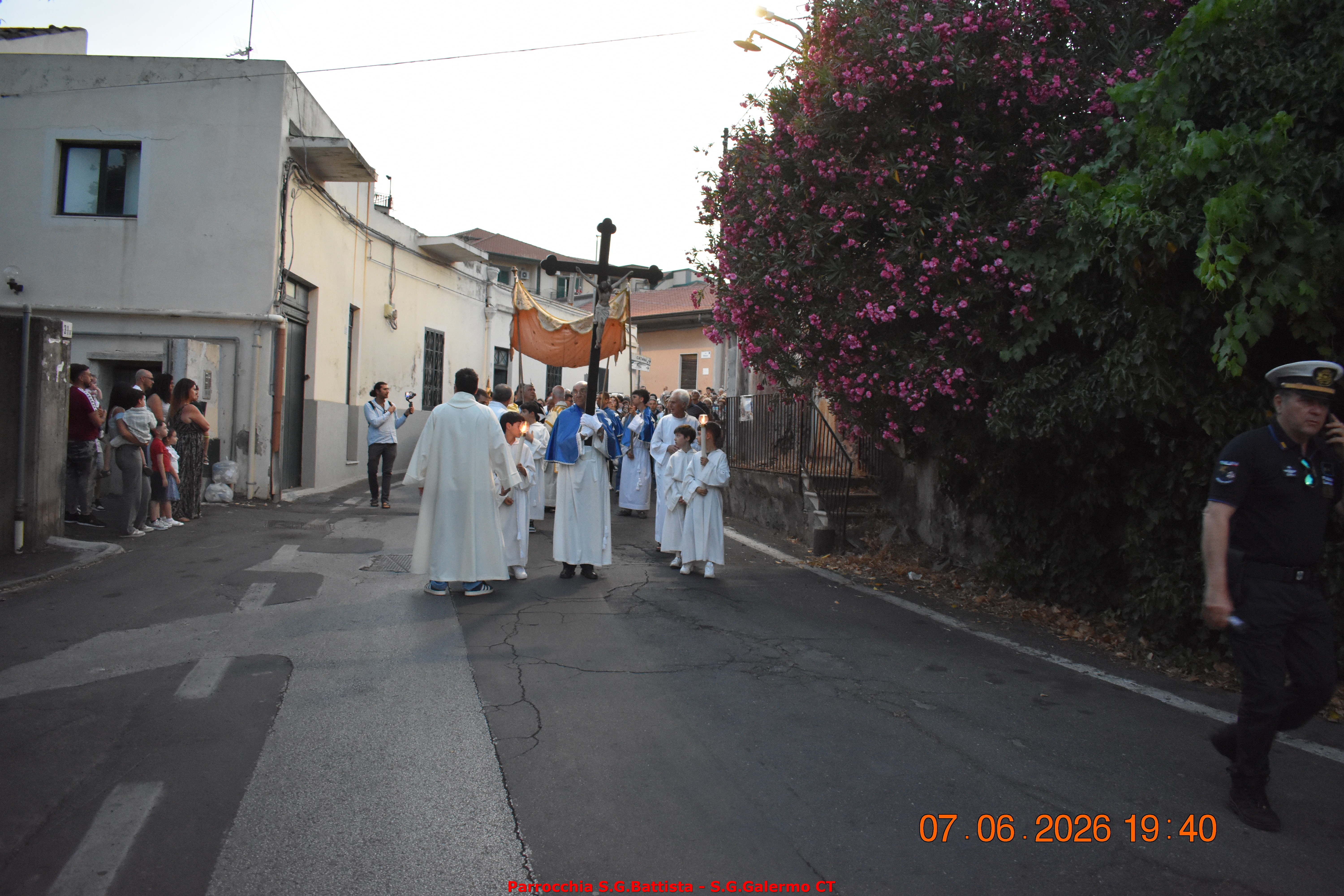 07/06/2026. Processione del Corpus Domini per le vie del quartiere.