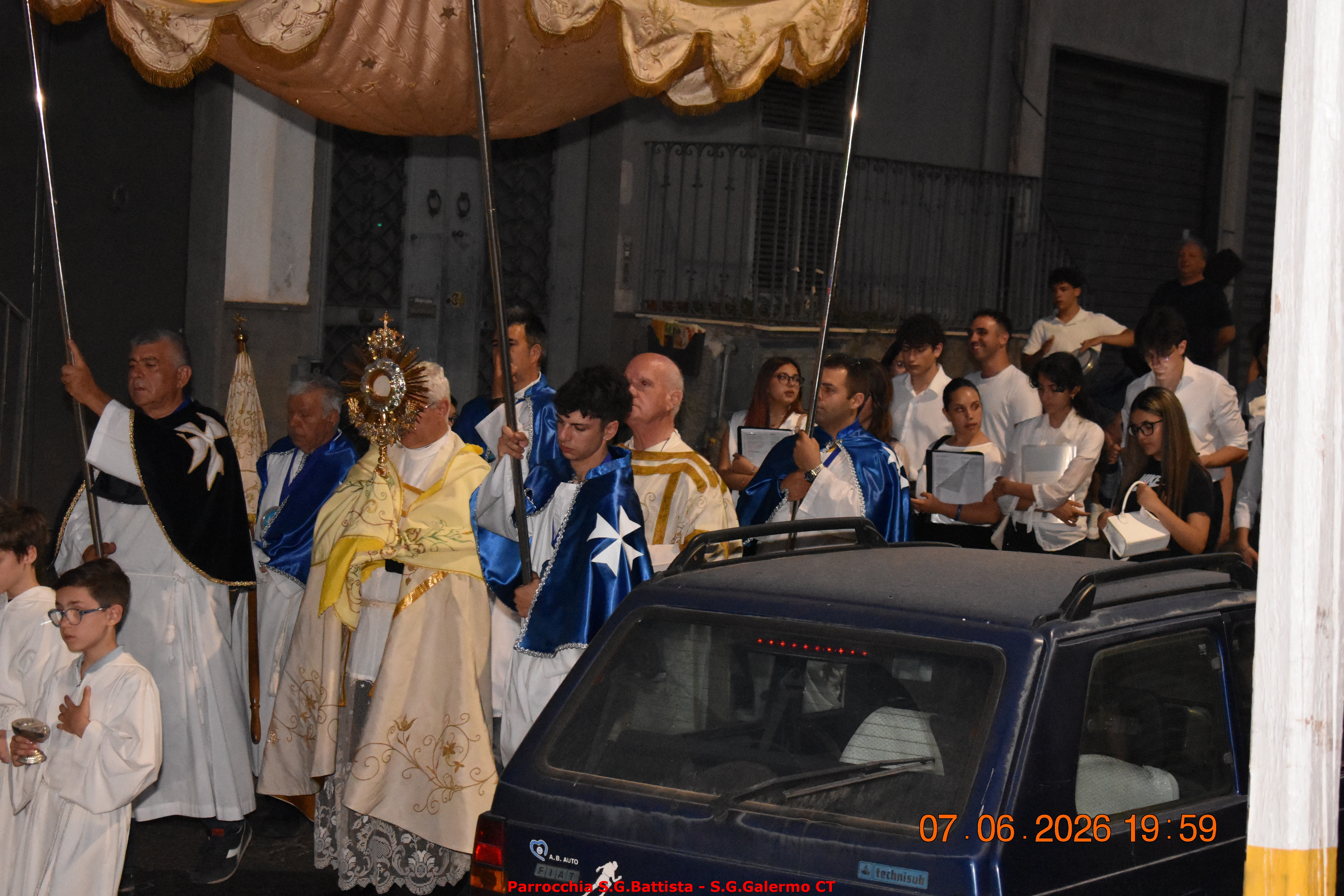 07/06/2026. Processione del Corpus Domini per le vie del quartiere.