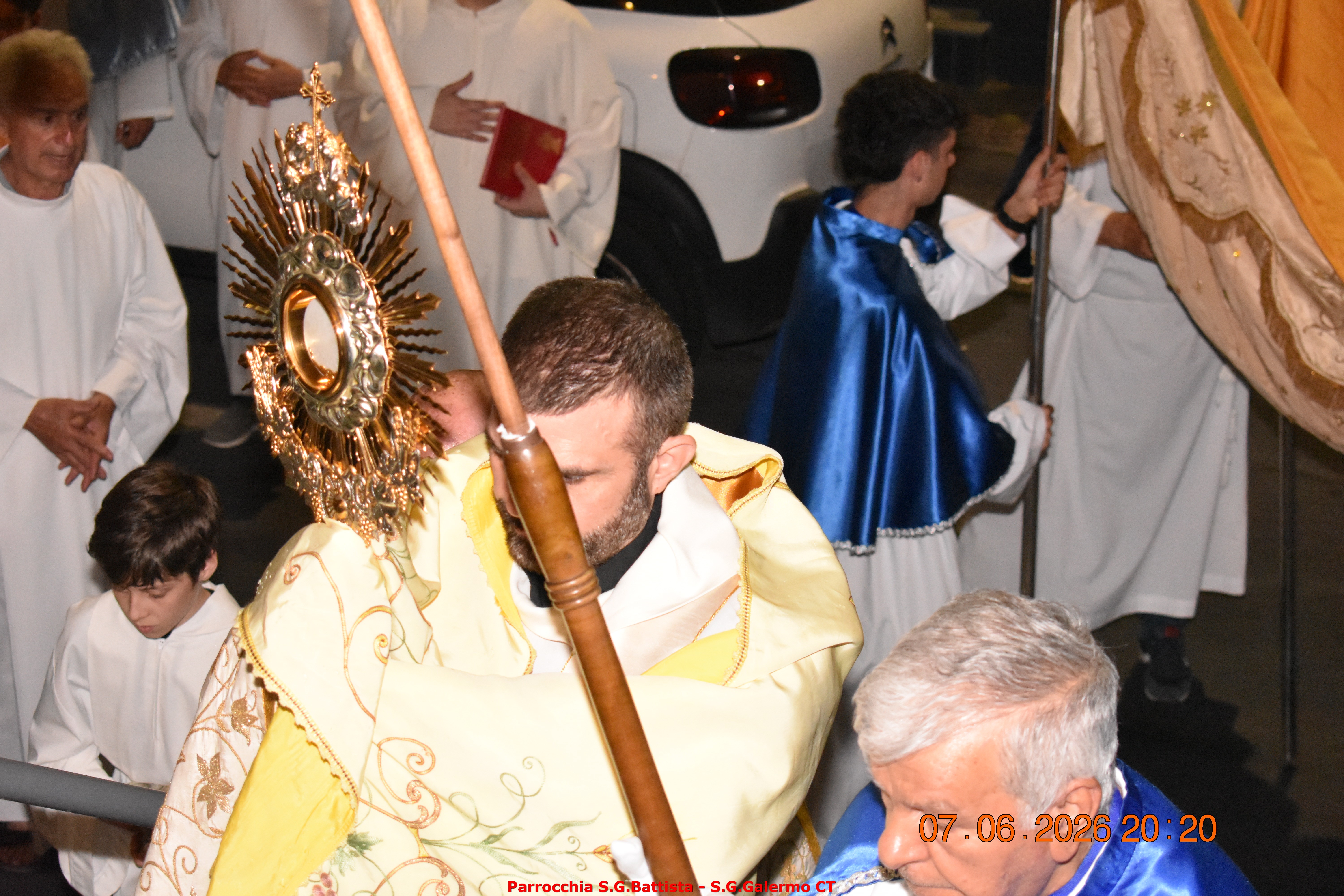 07/06/2026. Processione del Corpus Domini per le vie del quartiere.