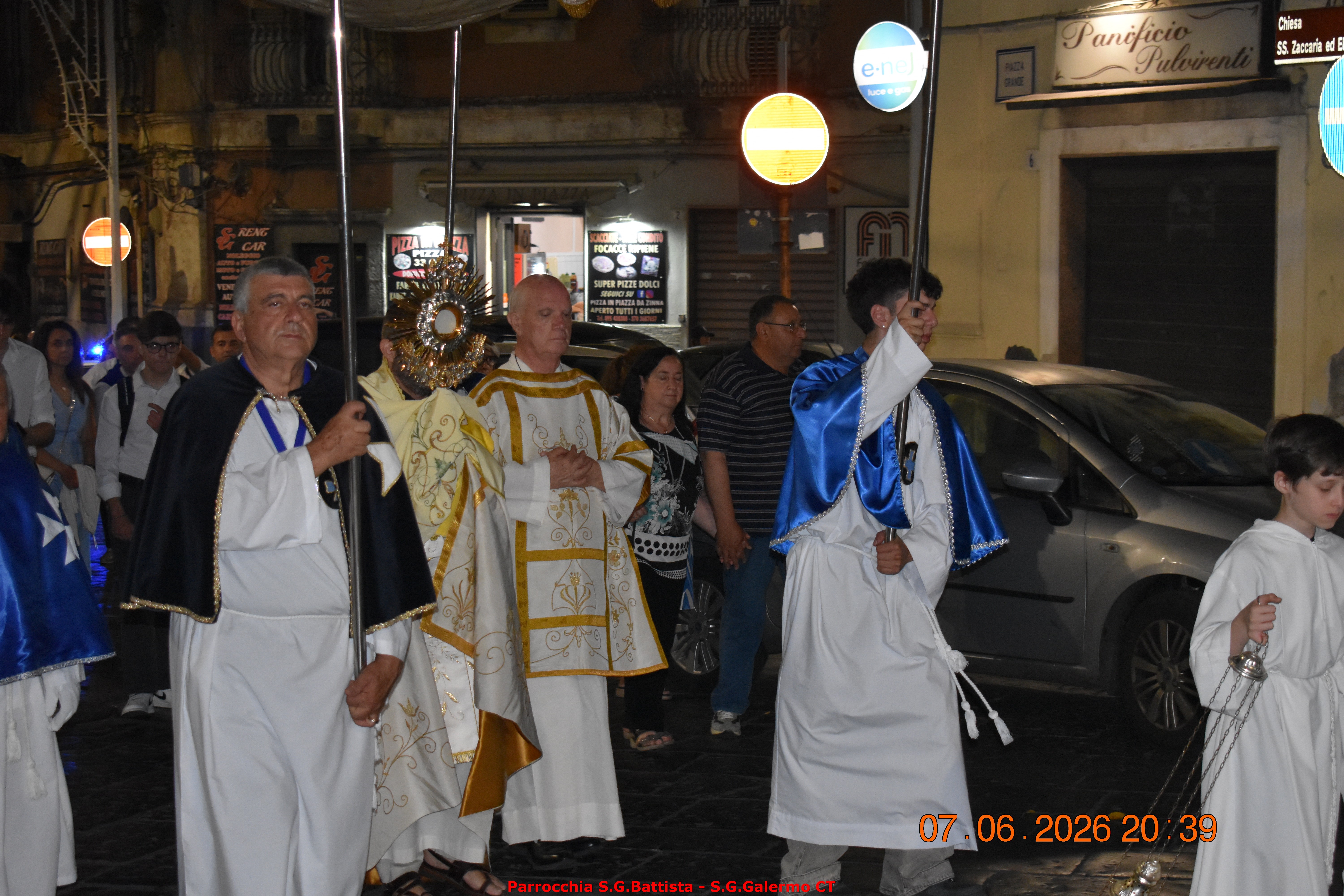 07/06/2026. Processione del Corpus Domini per le vie del quartiere.