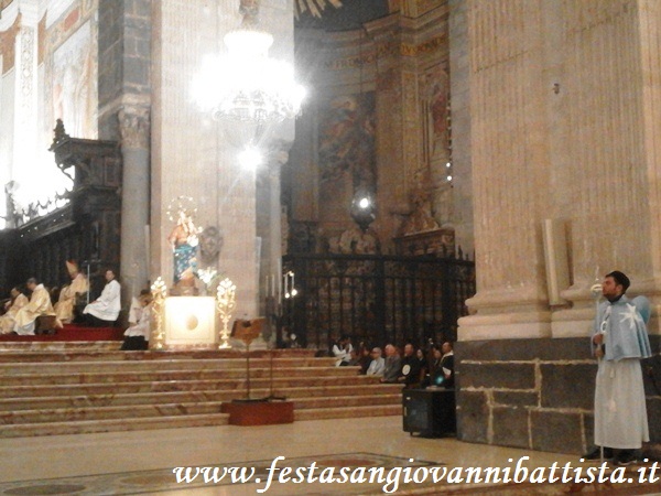 13/11/2016. S.E.R. Mons. Salvatore Gristina e la statua dell'Immacolata.