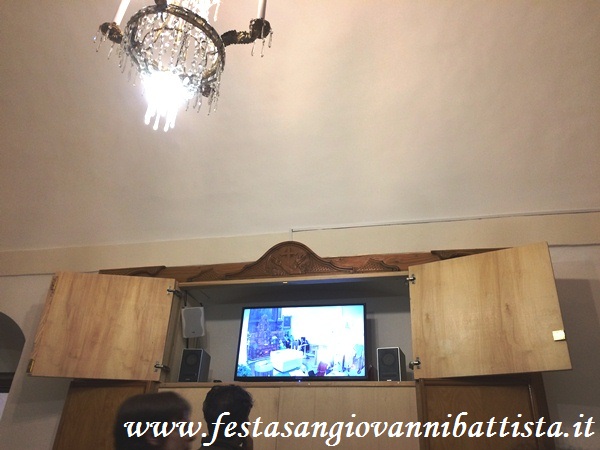 26/11/2017. I confrati di ciascuna Confraternita hanno ricevuto i saluti iniziali in videoconferenza in alcune stanze della Chiesa Santa Maria degli Angeli (Convento Cappuccini).