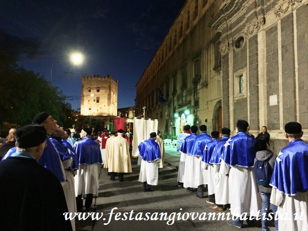 26/11/2017. Il Cammino Diocesano delle Confraternite per le vie di Adrano (Catania).