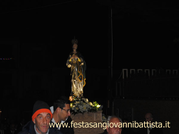 08/12/2015. Particolare della statua in processione.