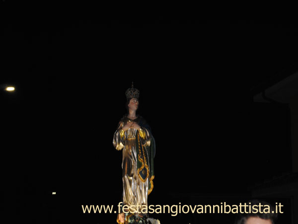 08/12/2015. Particolare della statua in processione.
