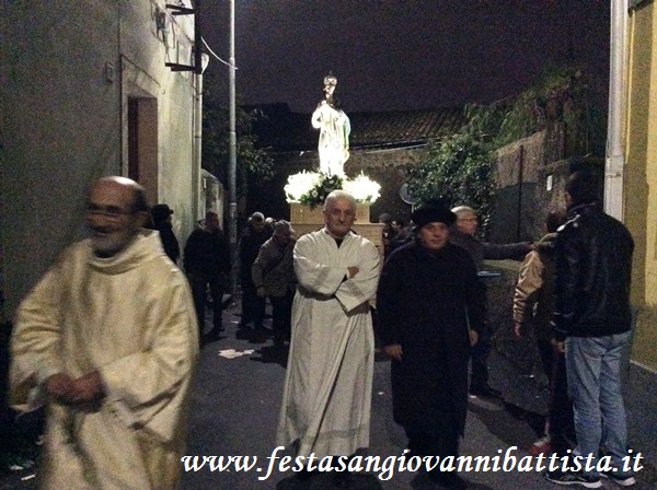 08/12/2016. Il fercolo in Via Soprasciare.