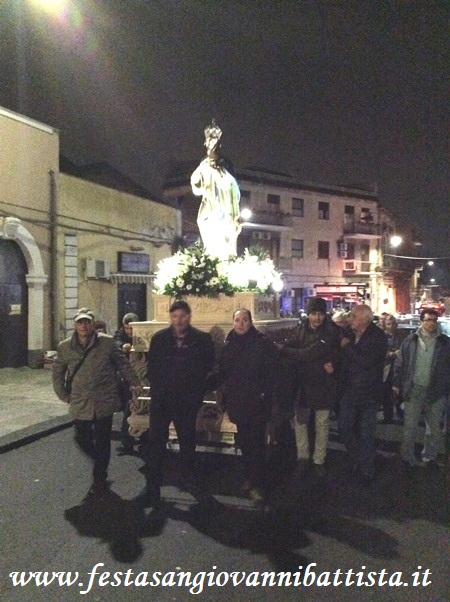 08/12/2016. Il Fercolo di ritorno in Via Della Montagna.