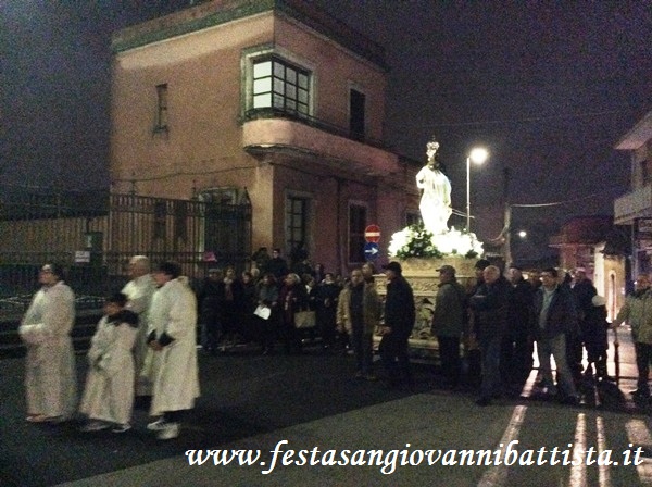 08/12/2016. La bellissima statua dell'Immacolata ritorna in Chiesa Madre.