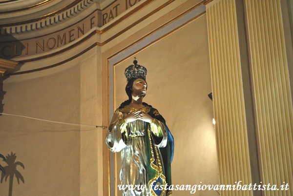 08/12/2016. Particolare della statua dell'Immacolata.