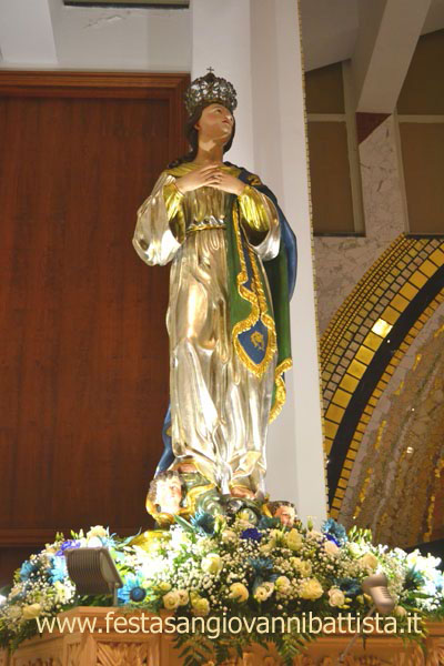07/12/2018. Il Fercolo adornato di fiori per Maria SS.