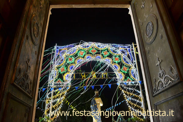 08/12/2018. L'ingresso della Chiesa Madre.