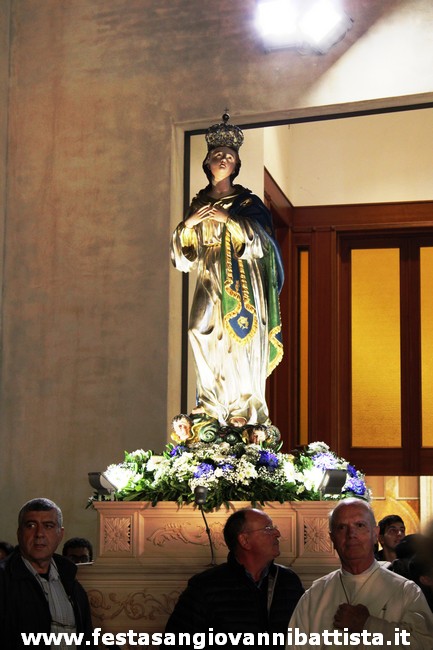 08/12/2019. La Madonna sul Sacrato della nuova Chiesa.