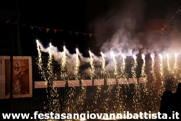 08/12/2019. Le scintille dei vulcani.
