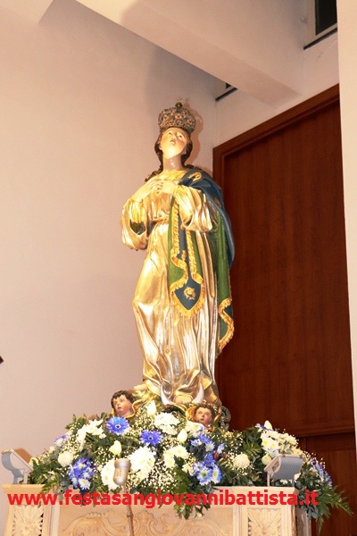 08/12/2020. Particolare della bellissima statua dell'Immacolata.