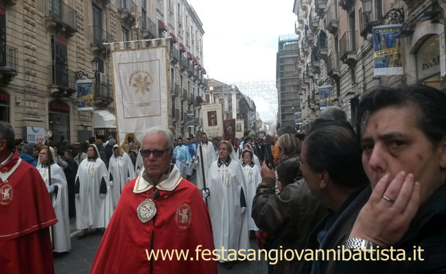 03/02/2016. La Confraternita San Giovanni Battista in processione per la festa di Sant'Agata.