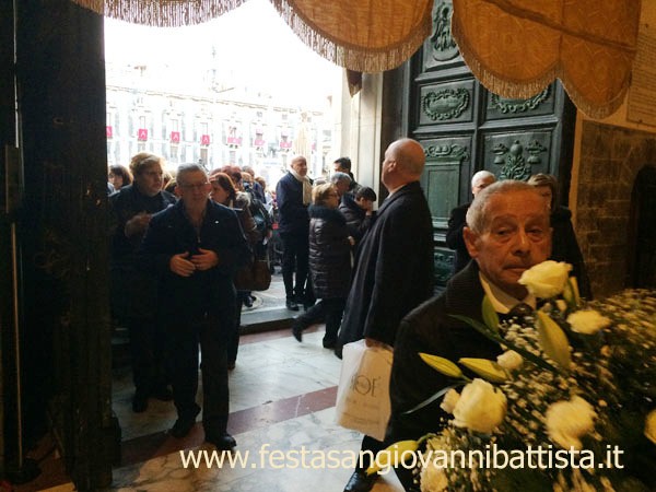 08/02/2016. La Comunità Parrocchiale di San Giovanni Galermo nella Cattedrale di Catania per l'apertura della Porta Santa per il Giubileo della Misericordia.