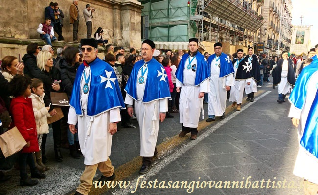 03/02/2017. Alcuni Confrati della confraternita San Giovanni Battista in processione.
