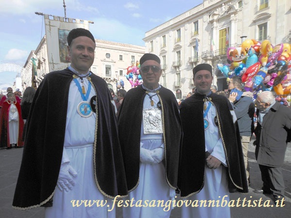 03/02/2017. La 'Sede Regnante' della Confraternita composta da: il Governatore Cavallaro Andrea (al centro), il primo Assistente Gangemi Orazio (a sinistra) ed il secondo Assistente Rapisarda Mauro (a destra).