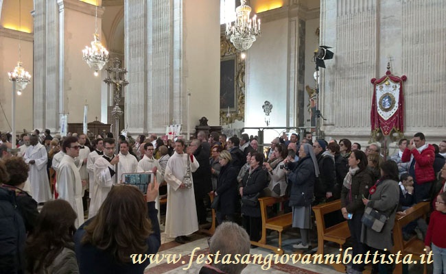 03/02/2017. La processione dei Diaconi e dei parroci della Diocesi di Catania.