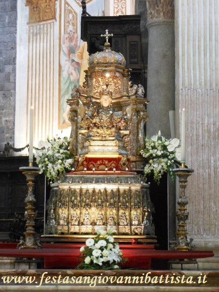 05/02/2017. Particolare del busto reliquiario di Sant'Agata e lo 'scrigno' dove sono custodite le altre 'Reliquie' della Santa.
