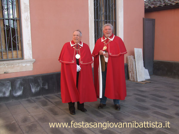 28/02/2015. Alcuni elementi appartenenti alla Confederazione delle Confraternite della Diocesi di Catania.