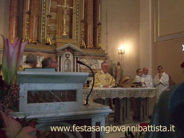 28/02/2015. I Parroci ed i Diaconi che hanno partecipato al corteo parrocchiale.