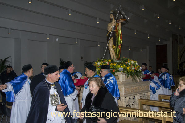 01/03/2015. San Giovanni Battista si appresta ad uscire dalla Casa dei suoi genitori.