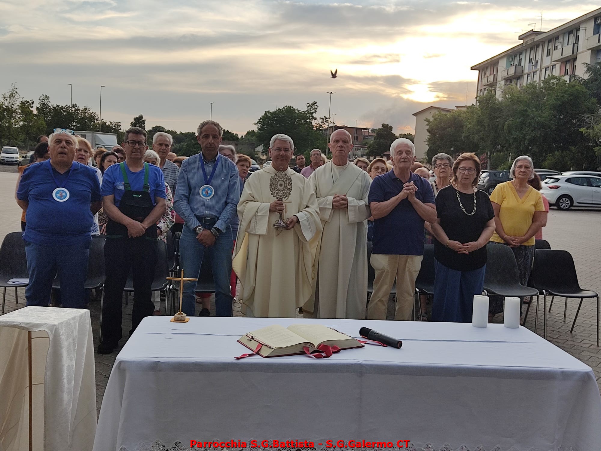11/06/2026. Ore 18:15. Santo Rosario, Coroncina al Santo Patrono e Santa Messa in via Don Minzoni - piazzale del mercato rionale.