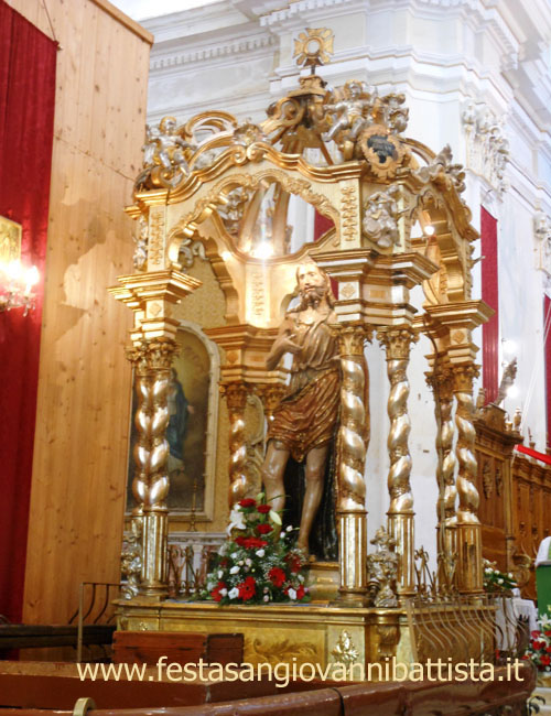 27/08/2017. Particolare del bellissimo fercolo di San Giovanni Battista nella basilica.