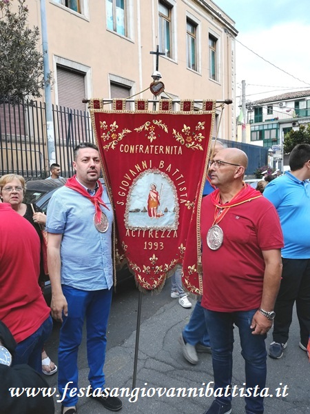 17/06/2018. Particolare dello stendardo della confraternita di San Gio.Battista di Acitrezza.