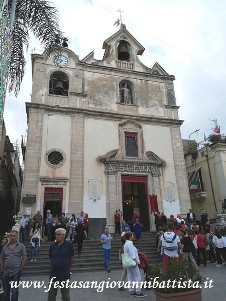 17/06/2018. Particolare del Prospetto della Chiesa di San Giovanni Battista di Acitrezza.