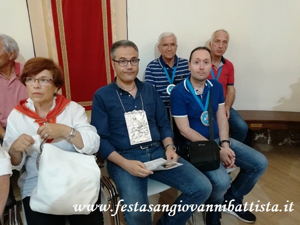 17/06/2018. L'attuale Sede Regnante della Confraternita assieme ad alcuni confrati in preghiera.