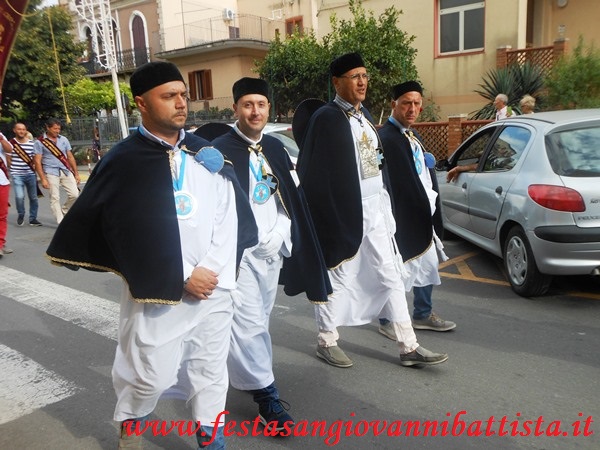28/08/2018. L'attuale Sede Regnante della Confraternita San Giovanni Battista in processione per le vie di Vizzini.