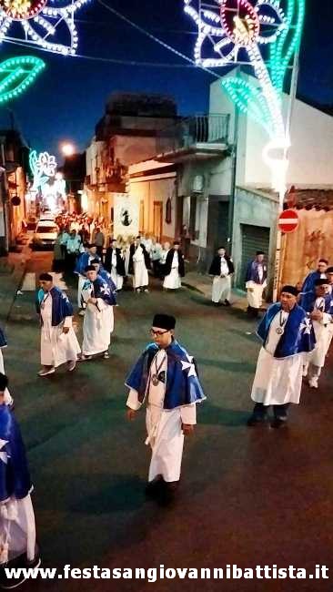 11/06/2022. Alcuni momenti della processione della reliquia di S.Antonio Abate a Gravina di Catania.