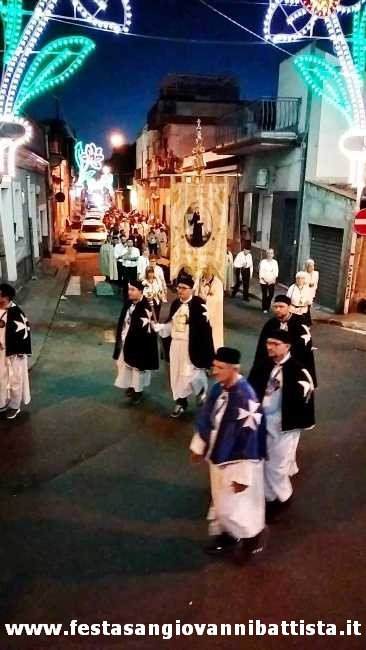 11/06/2022. Alcuni momenti della processione della reliquia di S.Antonio Abate a Gravina di Catania.