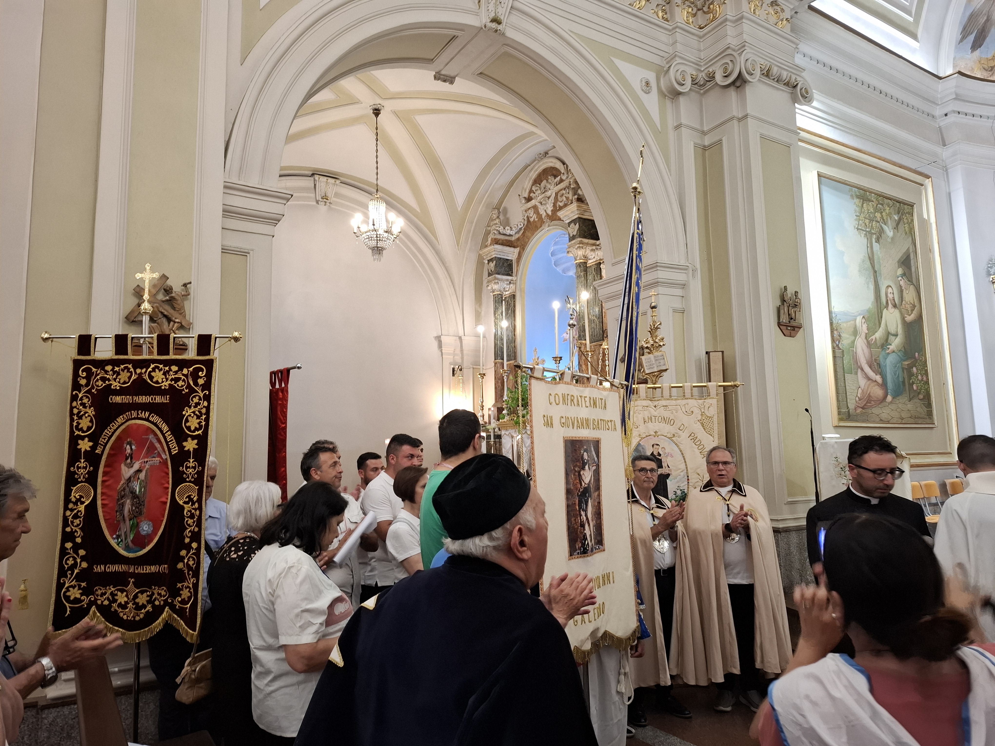 12/06/2025. Processione della reliquia di S.Antonio Abate a Gravina di Catania.