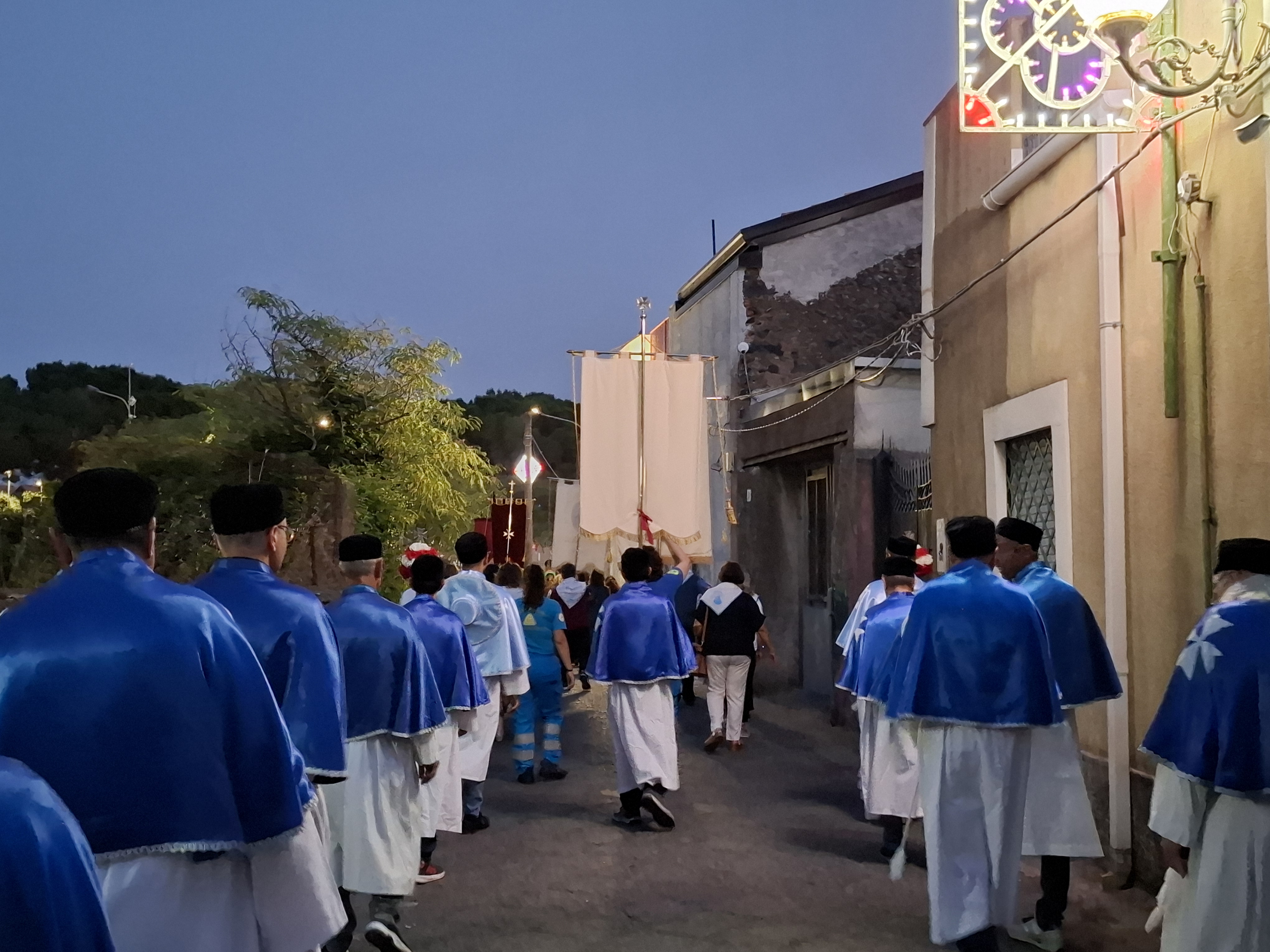 12/06/2025. Processione della reliquia di S.Antonio Abate a Gravina di Catania.