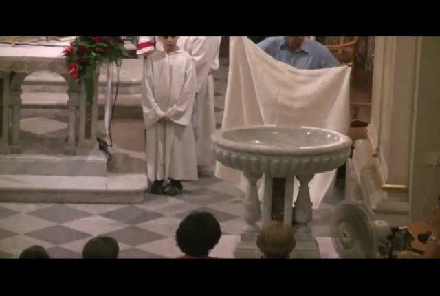 29/08/2015. Ore 20:45. Benedizione della Fonte Battesimale.
