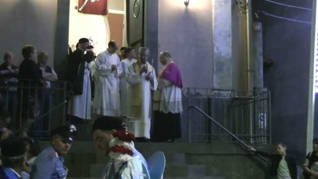 La Confraternita di ritorno dalla Chiesa di Sant'Antonio.
