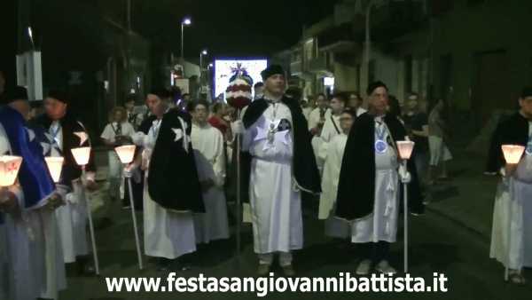 Video del ritorno della Confraternita in Piazza Chiesa Madre